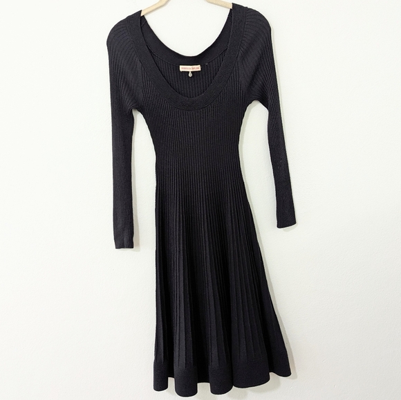 Rebecca Taylor Long Sleeve Pleated Knit Knee Length Dress Black Large L - Picture 1 of 9